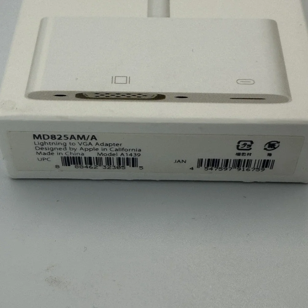 Apple Lightning To VGA Adapter MD825AM/A A1439 White IPhone IPad Projector